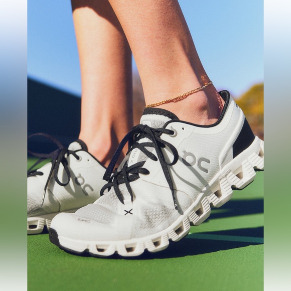 On Cloud X3 Sneakers - Picture 2 of 7